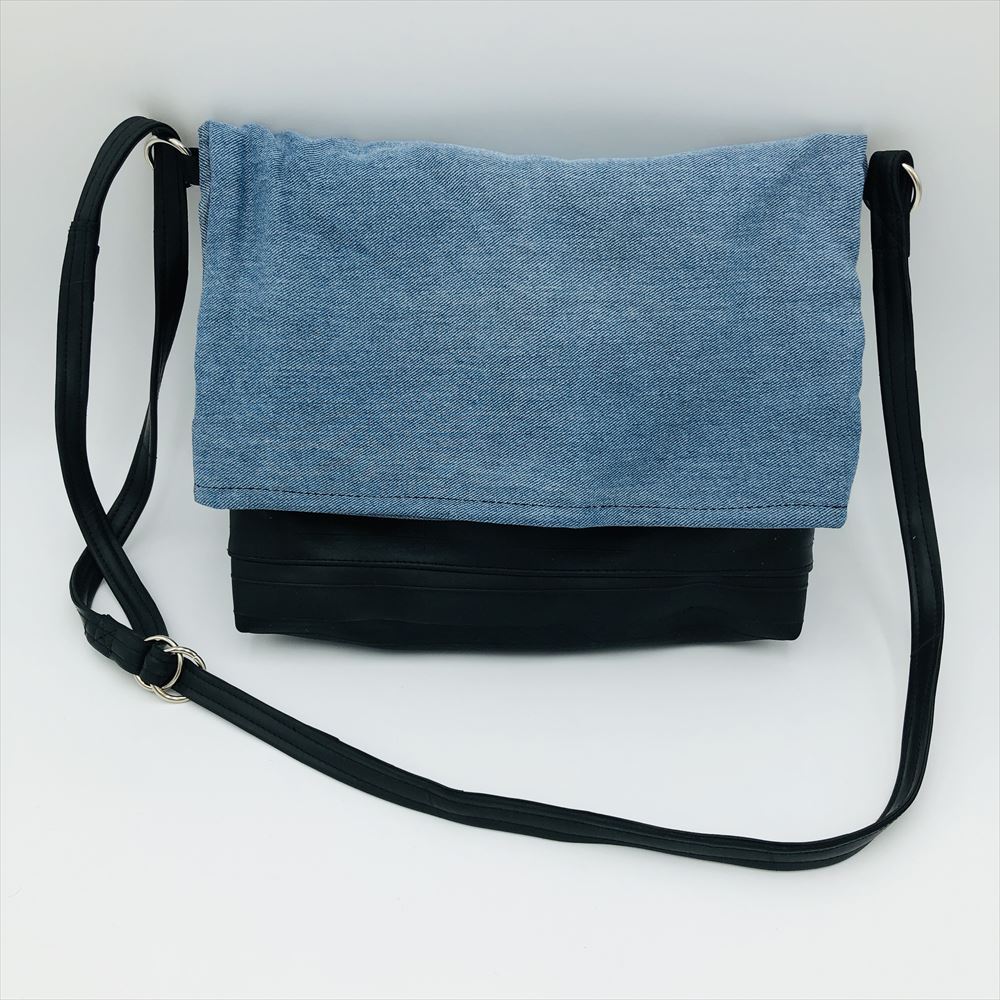タイヤ×デニム　ショルダーバッグ　(Tire rubber X Denim Shoulder Bag)